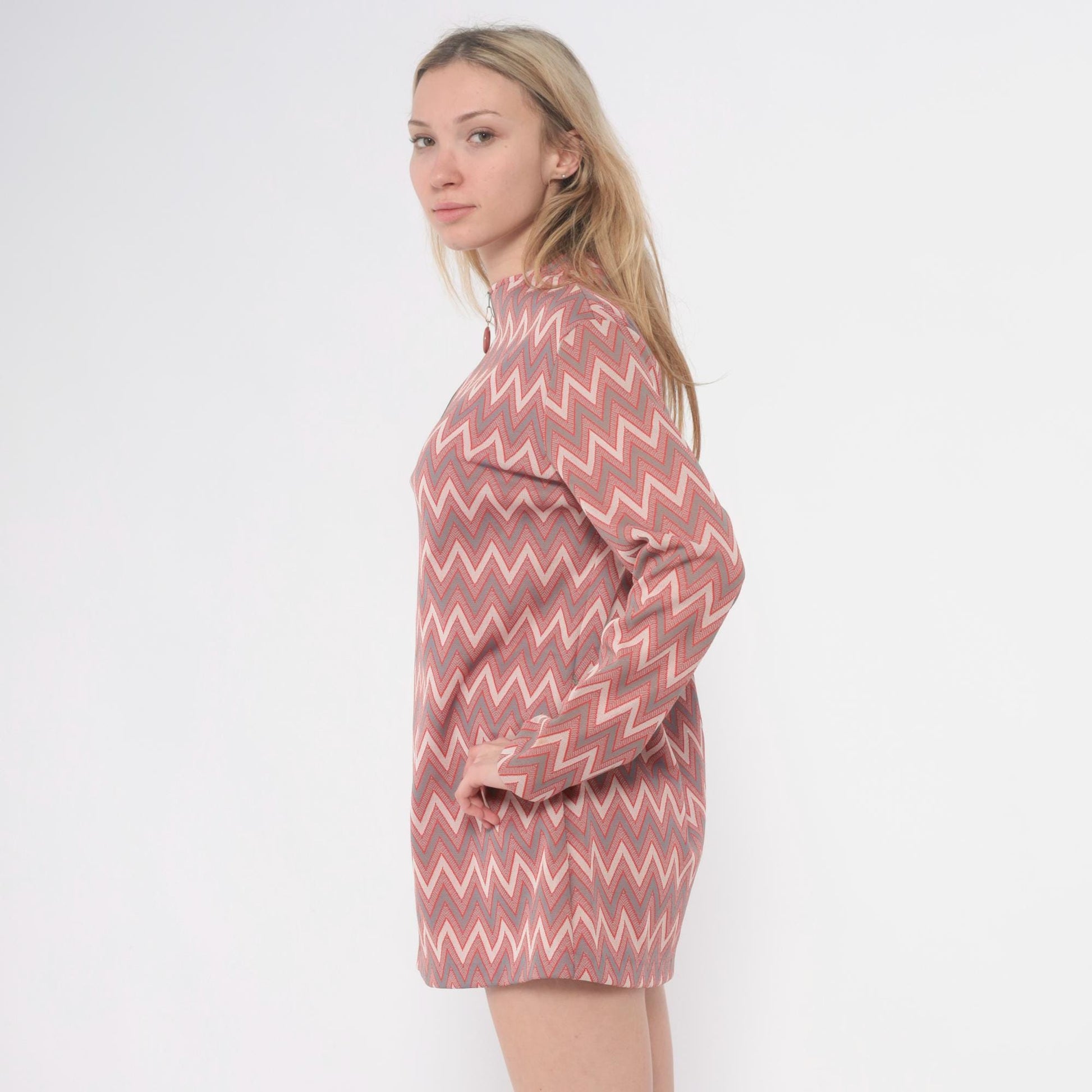 60s Chevron Print Mini Dress Mock Neck Shift Tunic Pink Grey Small S