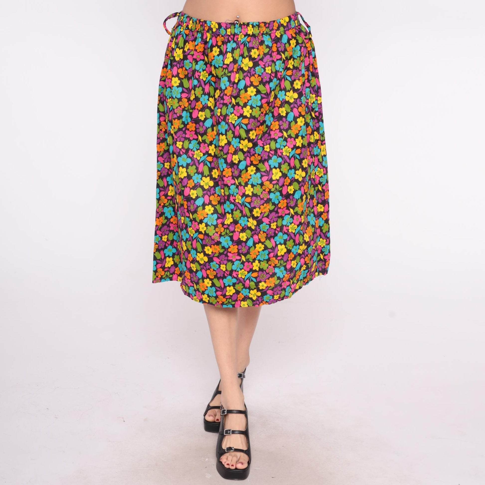 90s Black Floral A-Line Skirt Multicolor Drawstring Cotton Medium