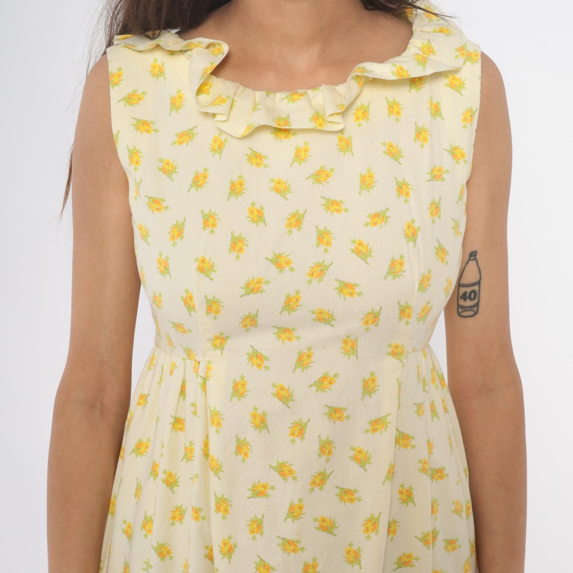 70s Yellow Floral Maxi Dress Sleeveless Ruffle Collar Empire Waist Small