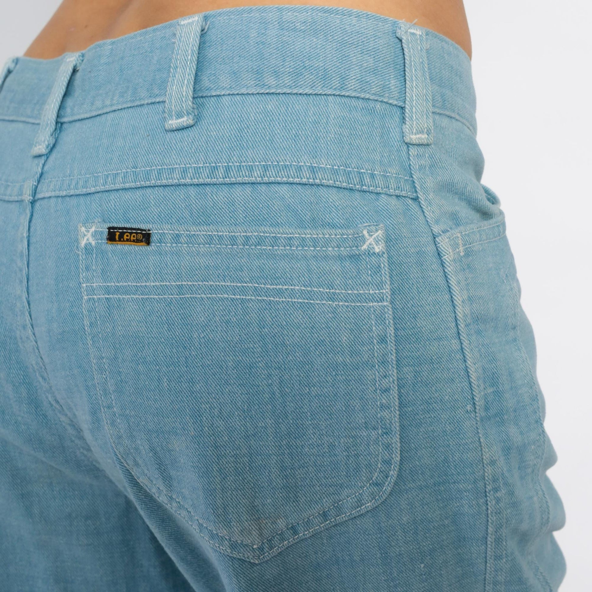 80s Lee Light Blue Flare Jeans High Rise Wide Leg Cotton Denim 33x30