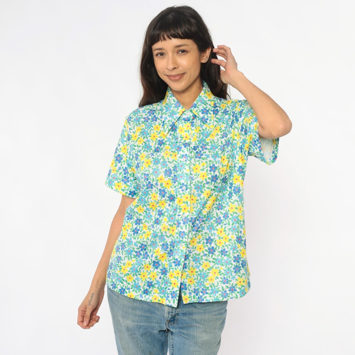70s Floral Blouse White Yellow Blue Flowers Short Sleeve Pointed Collar Large L