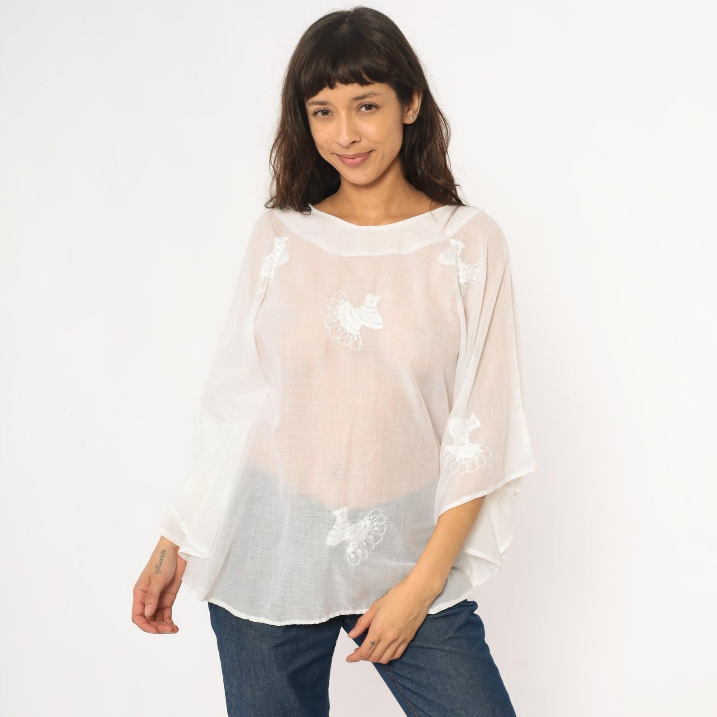 80s White Embroidered Bird Tunic Sheer Cotton Peter Pan Collar Kimono Sleeve Small Medium