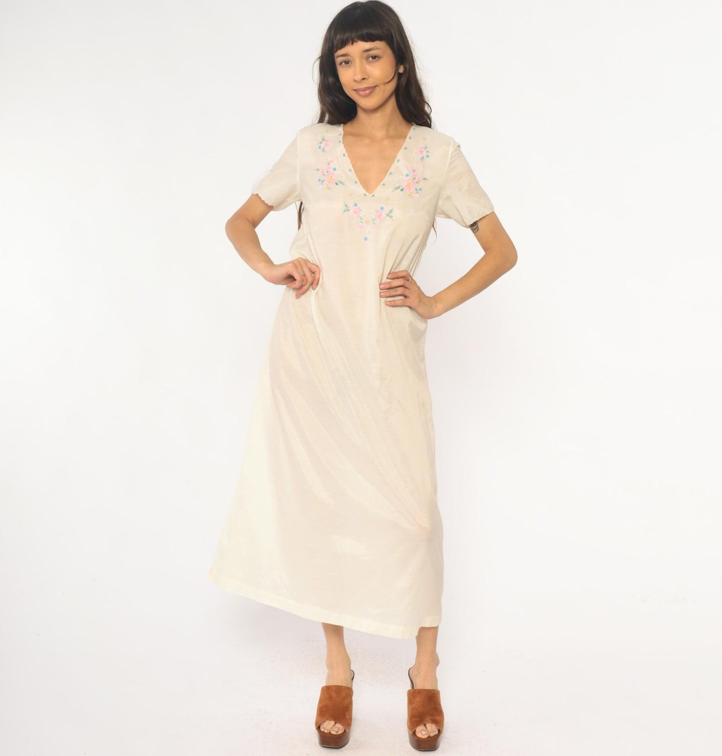 70s Cream Embroidered Floral Maxi Dress V-Neck Short Sleeve Small S