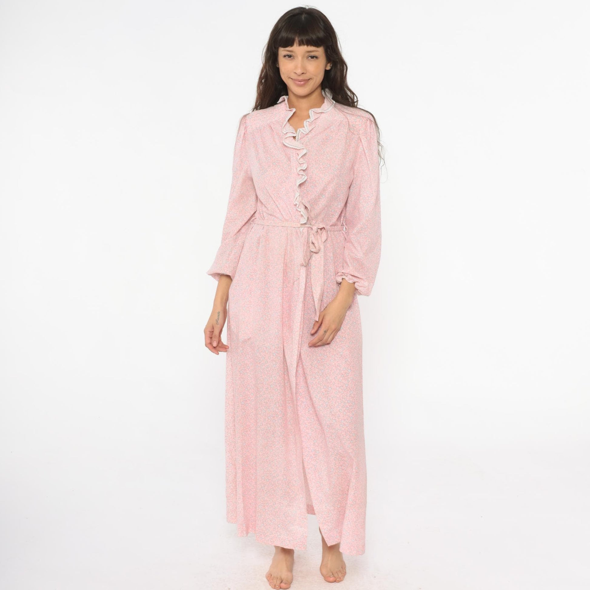 70s Pink Floral Wrap Robe Lace Trim Long Sleeve Nightgown Medium M