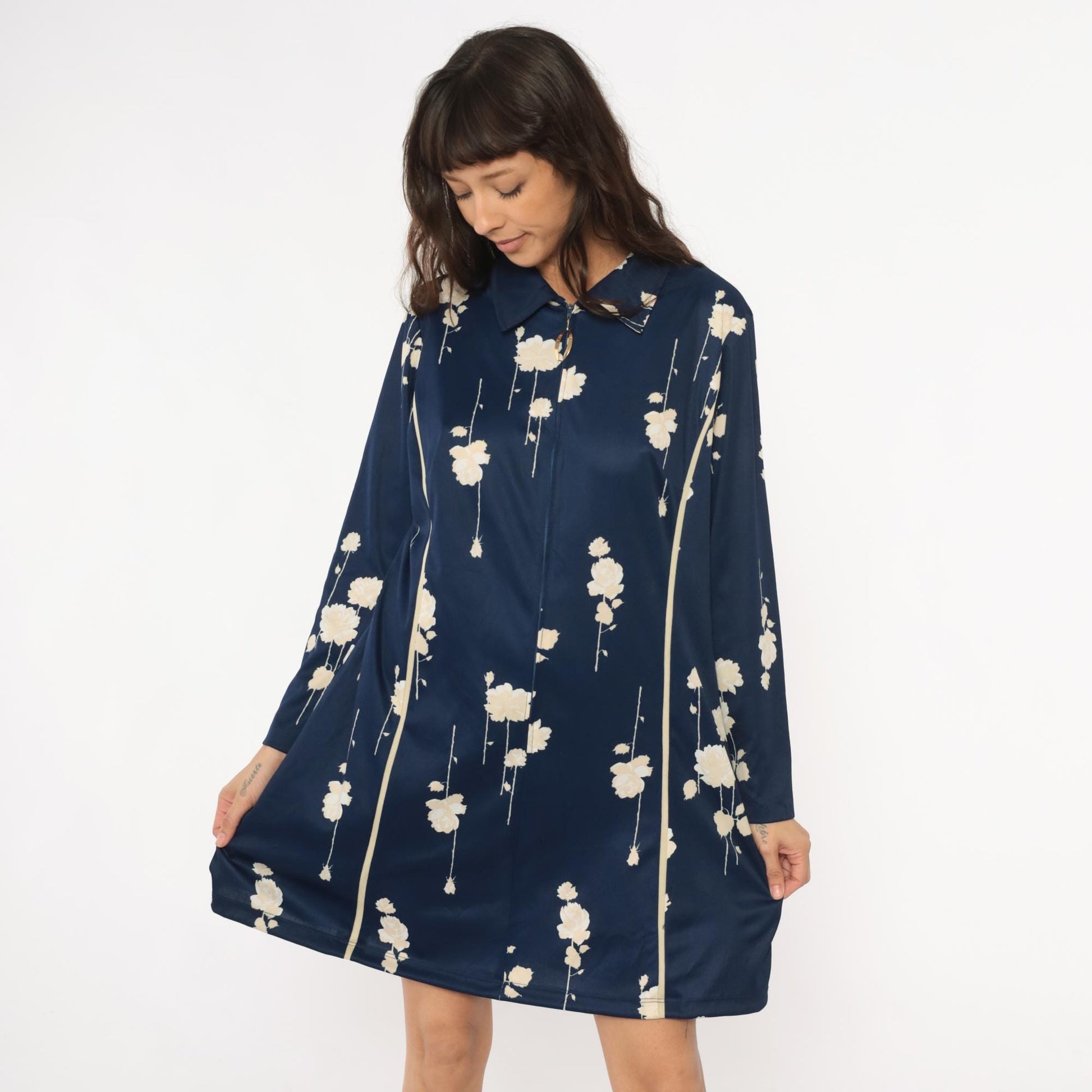 70s Lorac Floral Shirt Dress Dark Blue Cream Pointed Collar Knee Length Medium