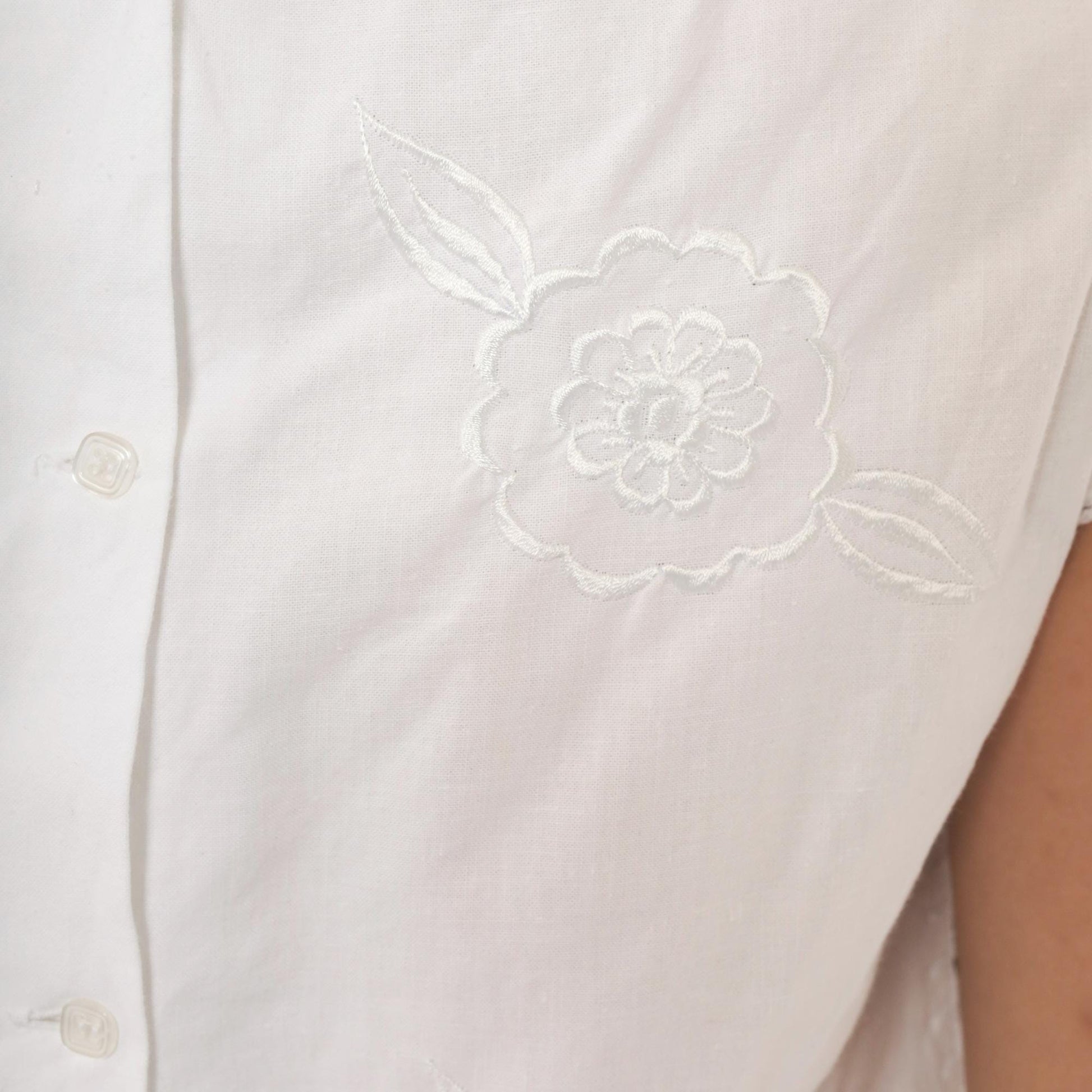 90s White Crochet Lace Tank Top Floral Medallion V-Neck Cotton Small