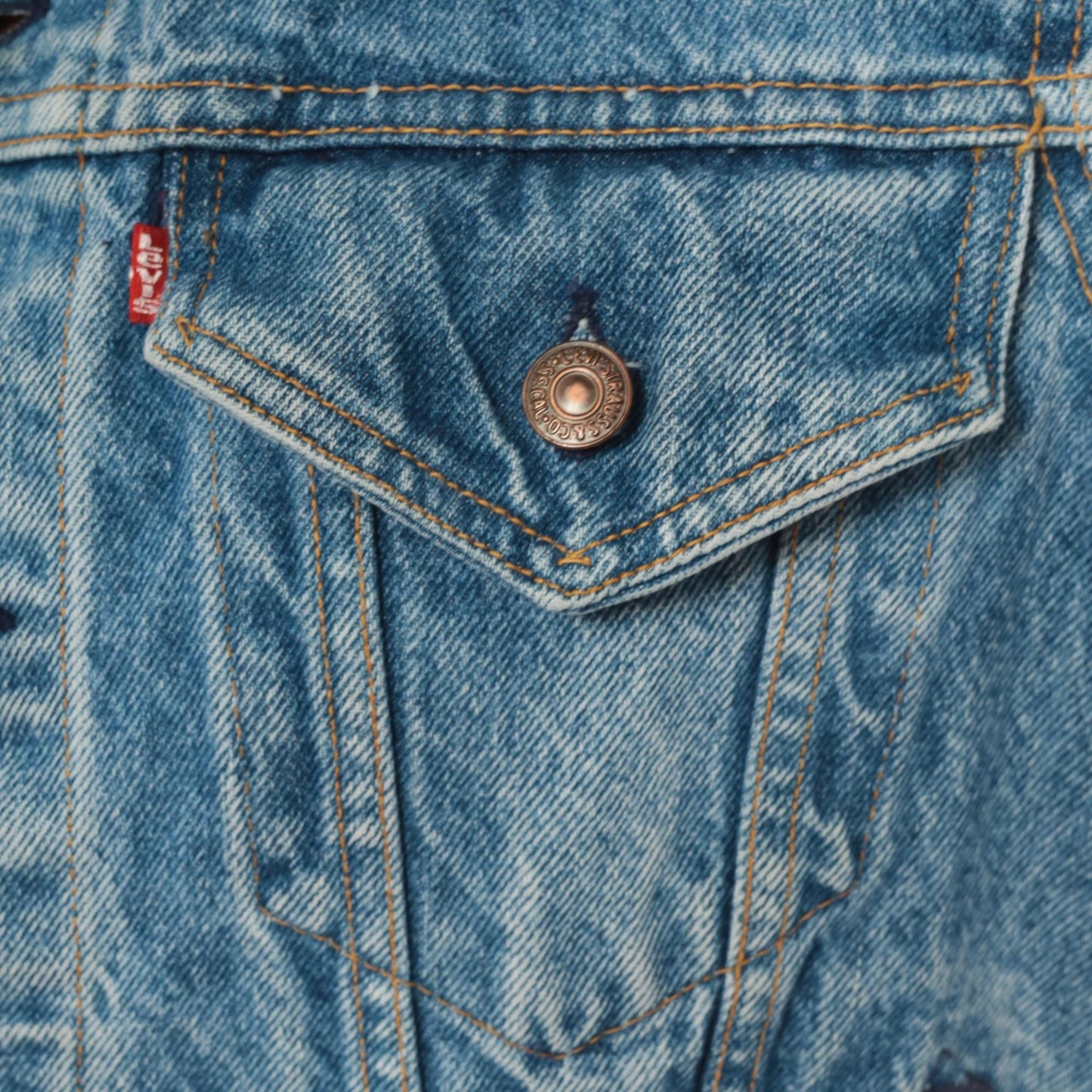 80s Levi's Denim Trucker Jacket Light Acid Wash Blue Small