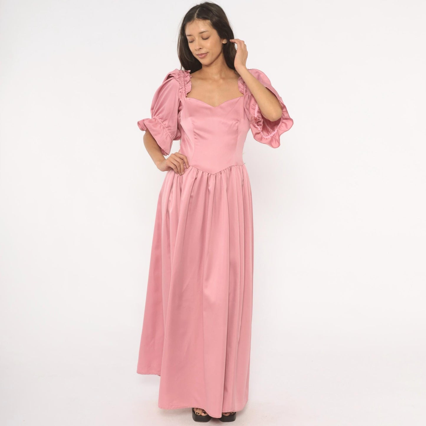 80s Rose Pink Maxi Gown Sweetheart Neckline Puff Sleeve Ruffle Trim Medium M
