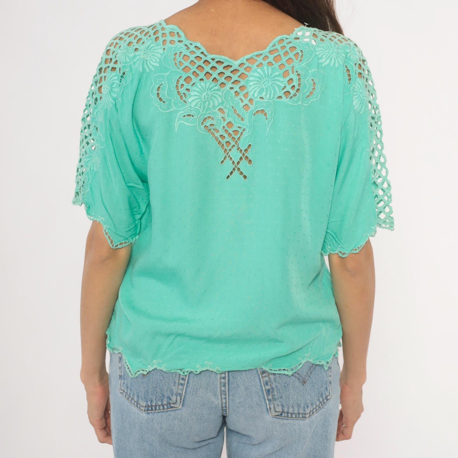 90s Bali Emerald Mint Green Cutwork Lace Blouse Scalloped Batwing Sleeve Small