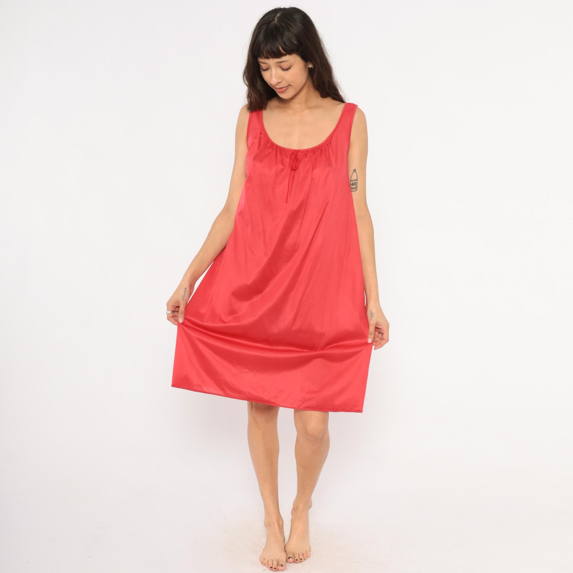 80s Eve Moral Red Satin Nightgown Scoop Neck Knee Length Medium M