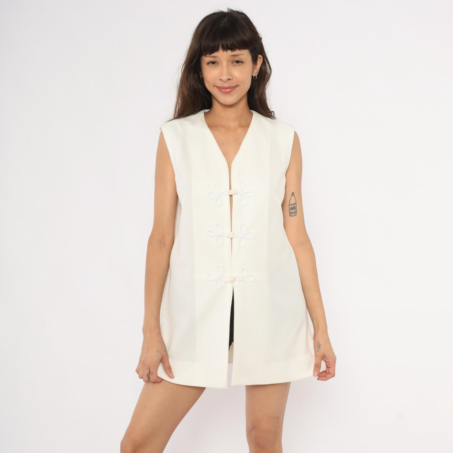 70s White Frog Closure Vest Mandarin V-Neck Tunic Longline Medium