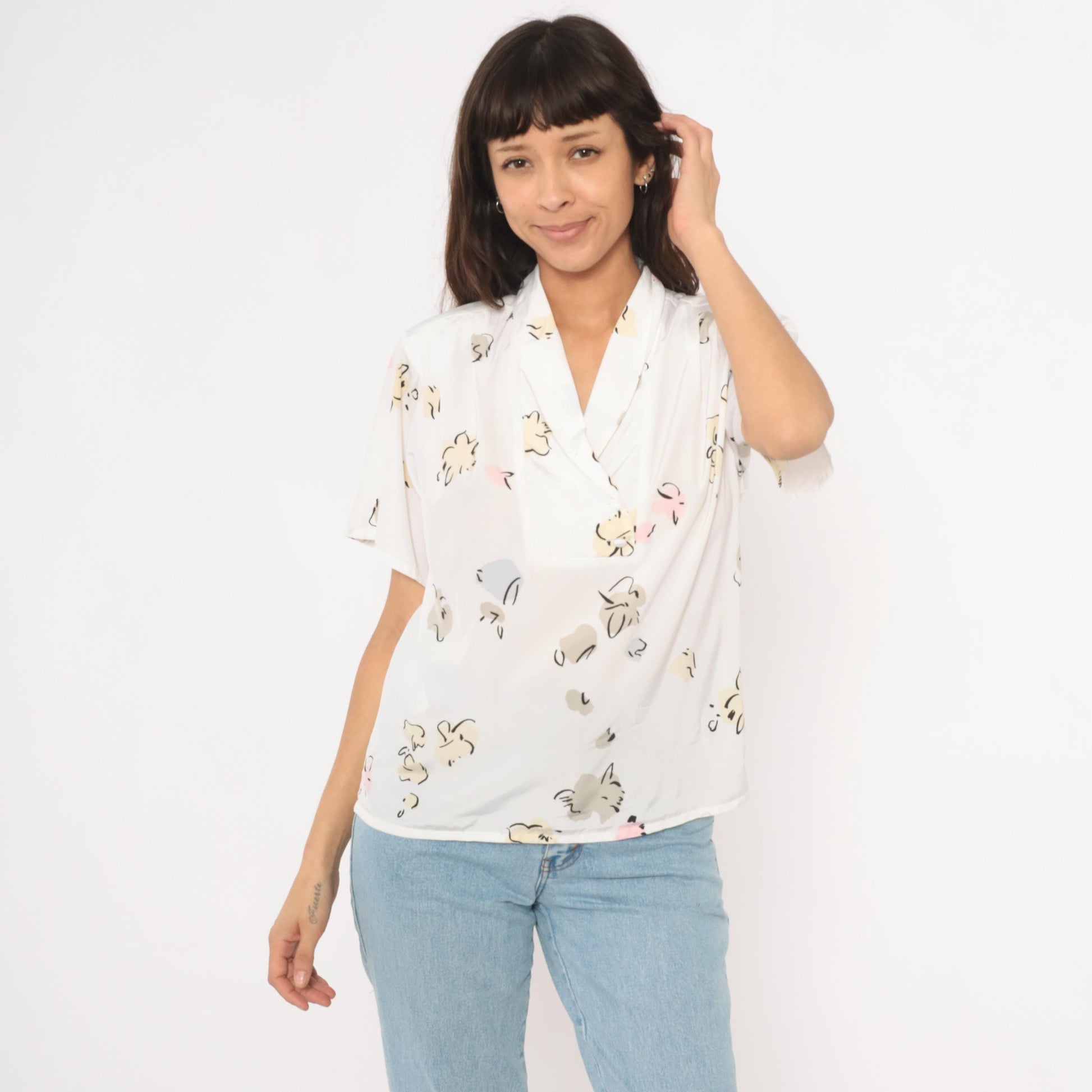 90s Liz Baker Abstract Floral Blouse Cream Shawl Collar V Neck Medium