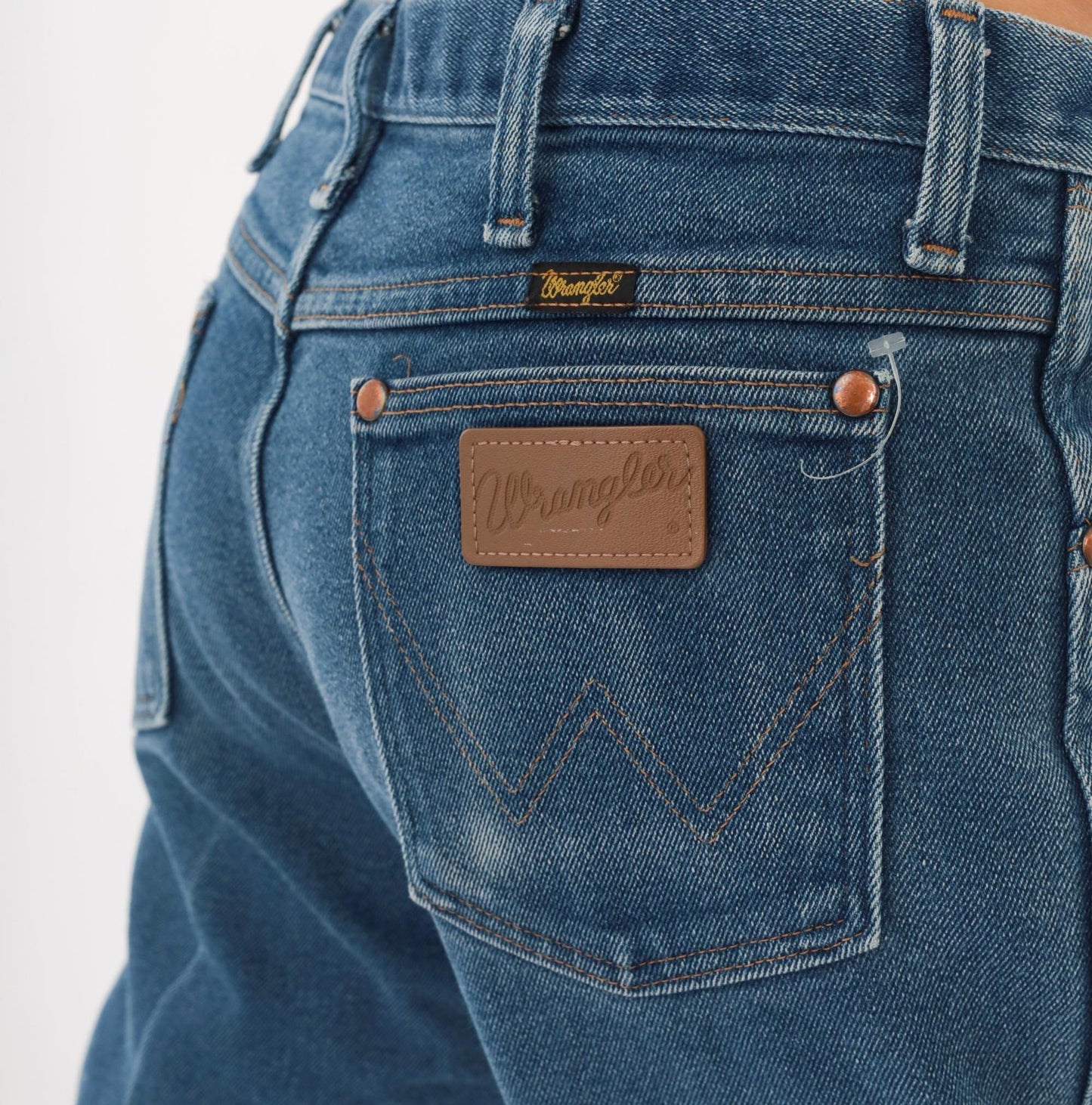 90s Wrangler Straight Leg Jeans Medium Wash Denim Blue Cotton 35 x 32