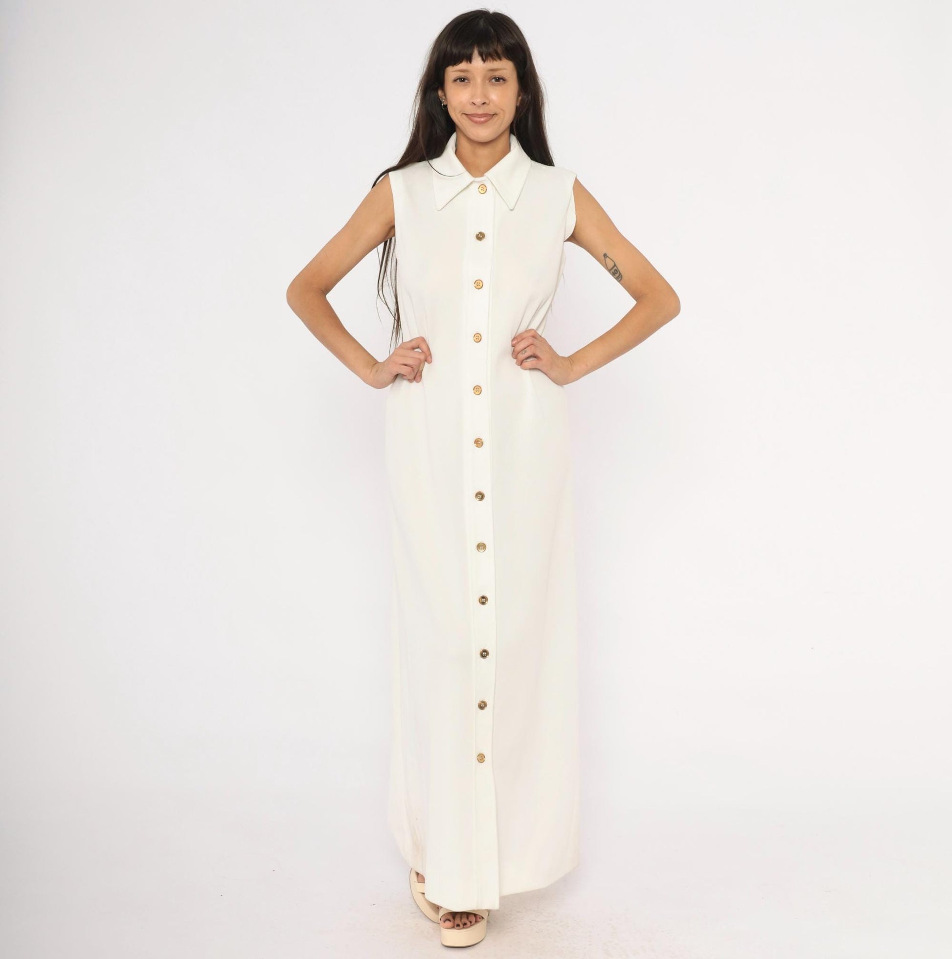 70s Ivory Sleeveless Maxi Shirtdress Gold Buttons Pointed Collar Medium