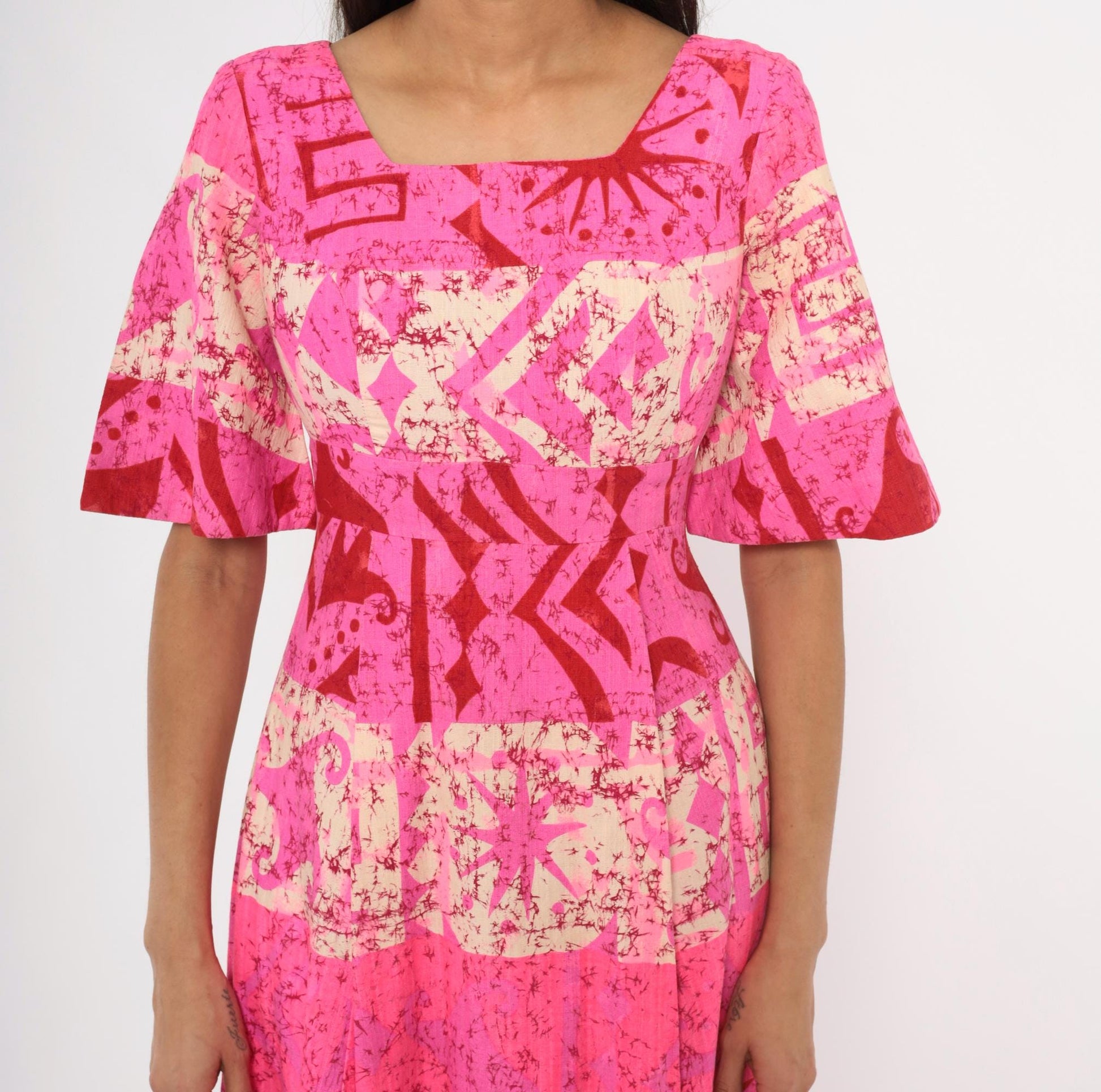 70s Holiday Sportswear Hot Pink Batik Maxi Dress Bell Sleeve Square Neck XS