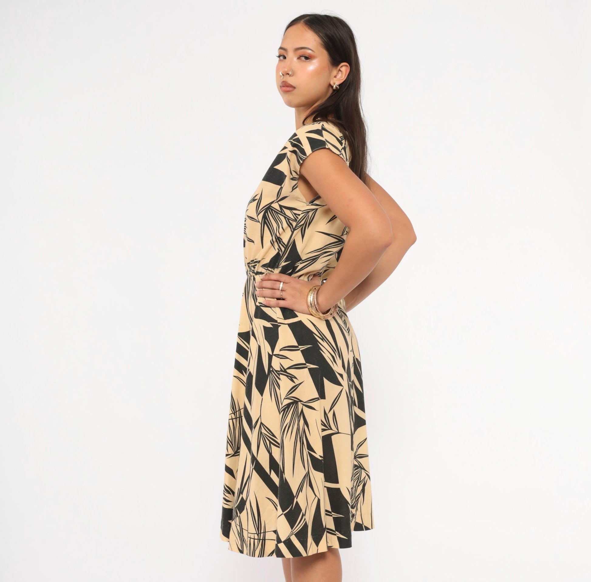 80s Tropical Leaf Print Dress Black Tan Cap Sleeve Knee-Length Small
