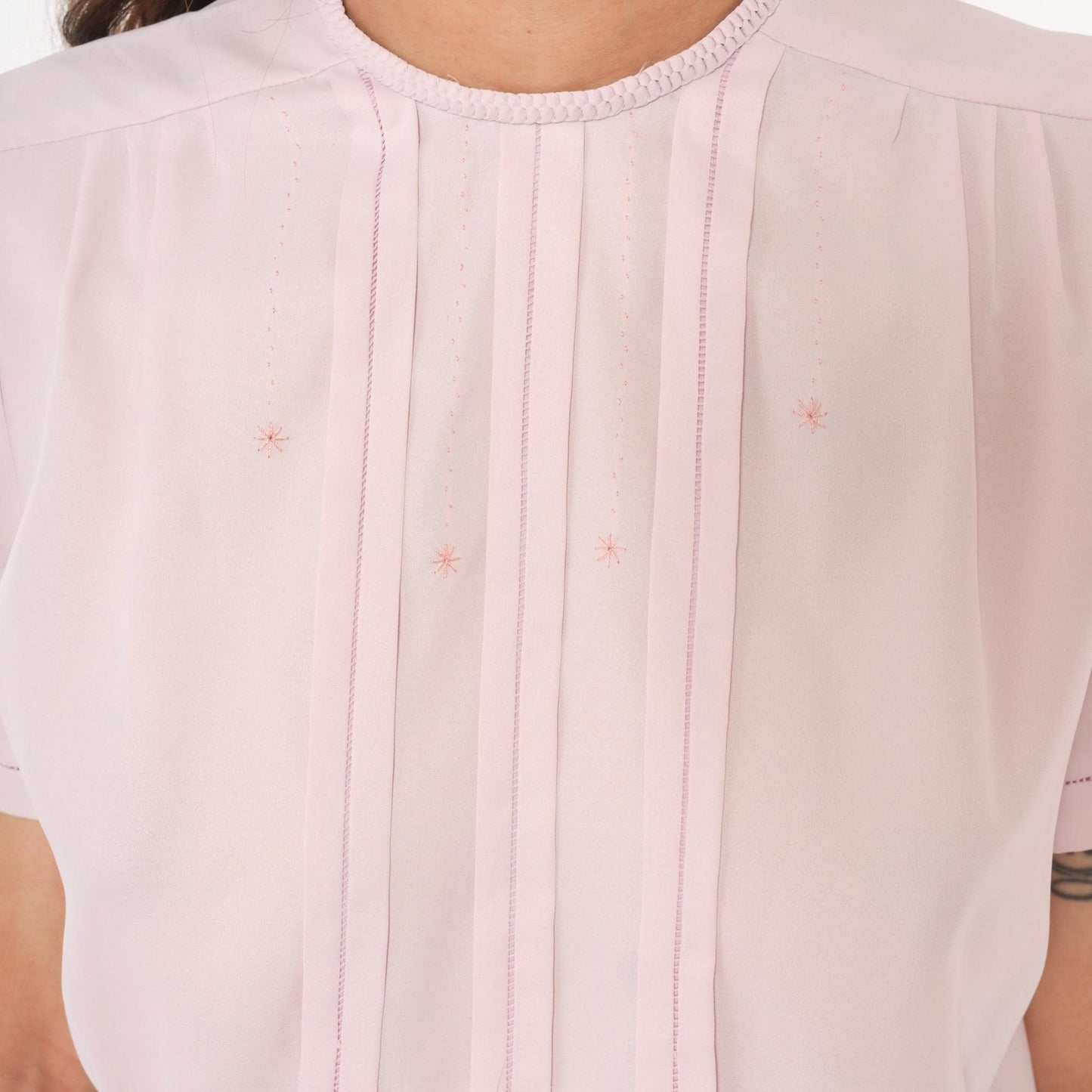 70s Mode de Paris Blush Pintuck Blouse Embroidered Star Crew Neck Medium