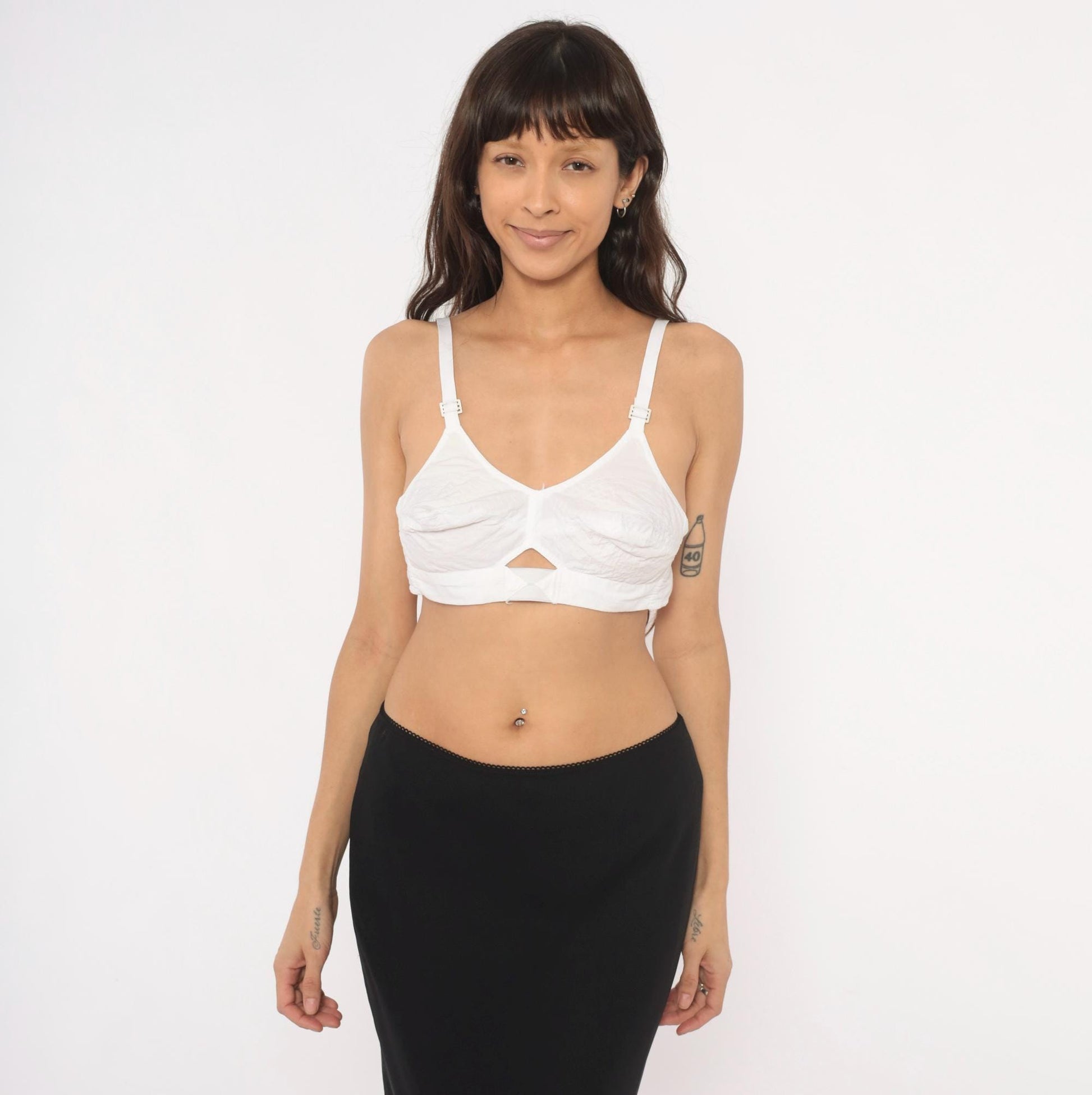 80s Anchors White Cotton Bra Pointed Cup Bullet Bra Medium