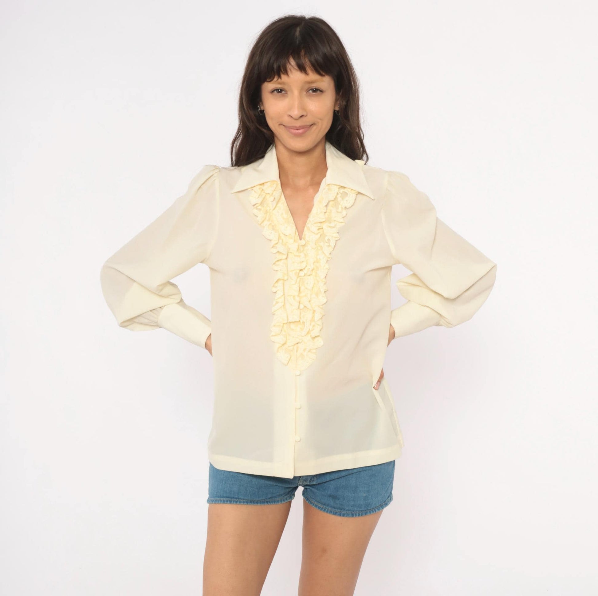 70s Lee Mar Cream Lace Ruffle Blouse Button Front Bishop Sleeve Medium