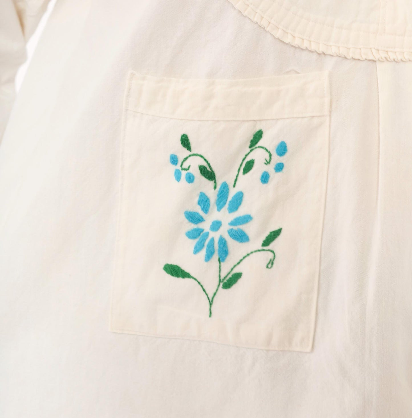 70s Mexican Embroidered Floral Blouse Cream Cotton Peasant Top Medium