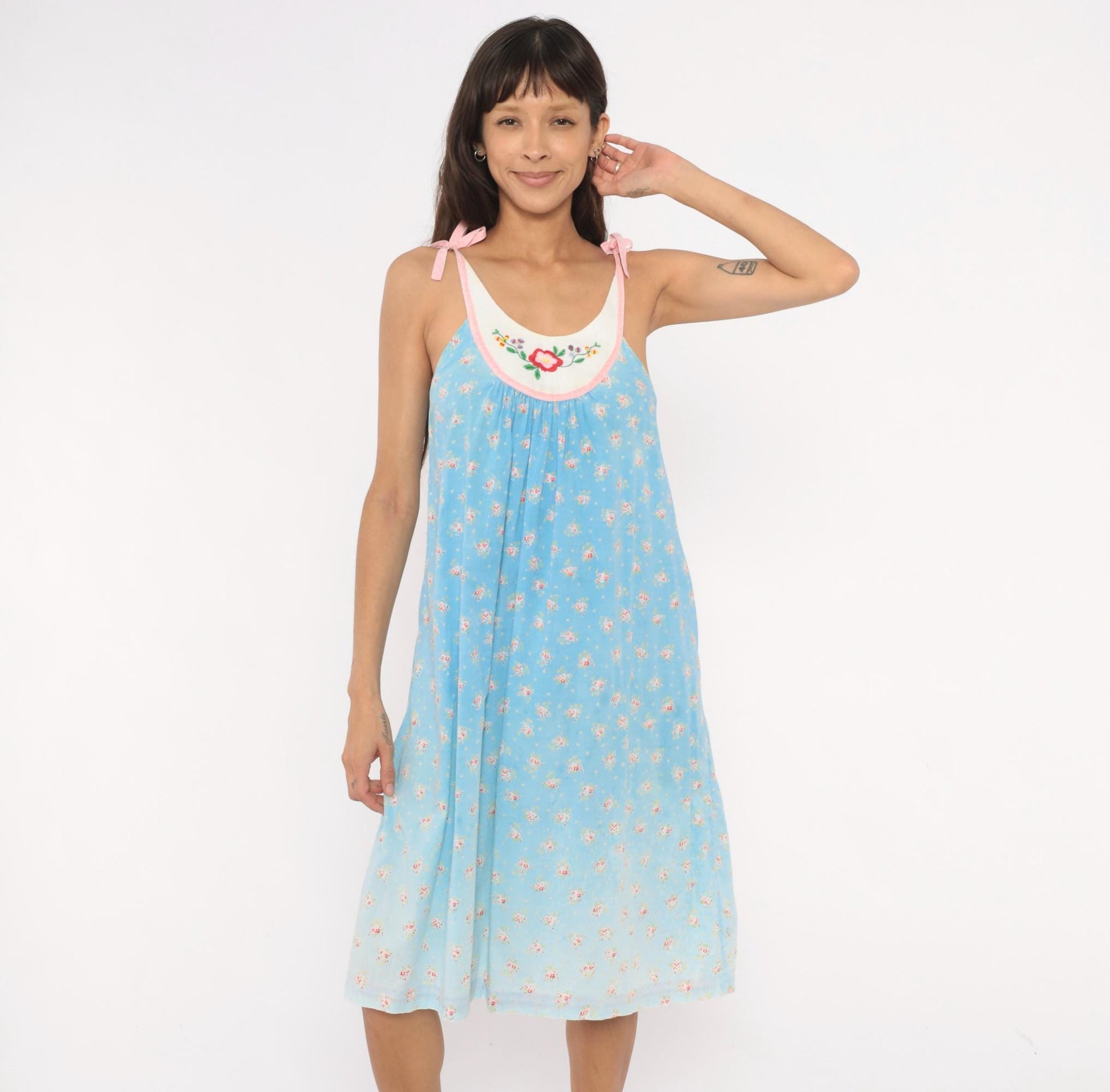 80s Baby Blue Floral Embroidered Nightgown Cotton Tie Shoulder Small