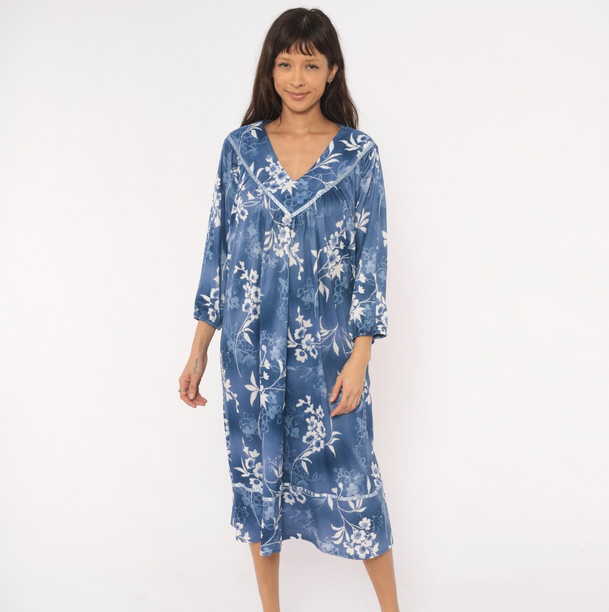 90s Blue White Floral Nightgown Lace Trim Mid-Calf Botanical Gown Medium XL