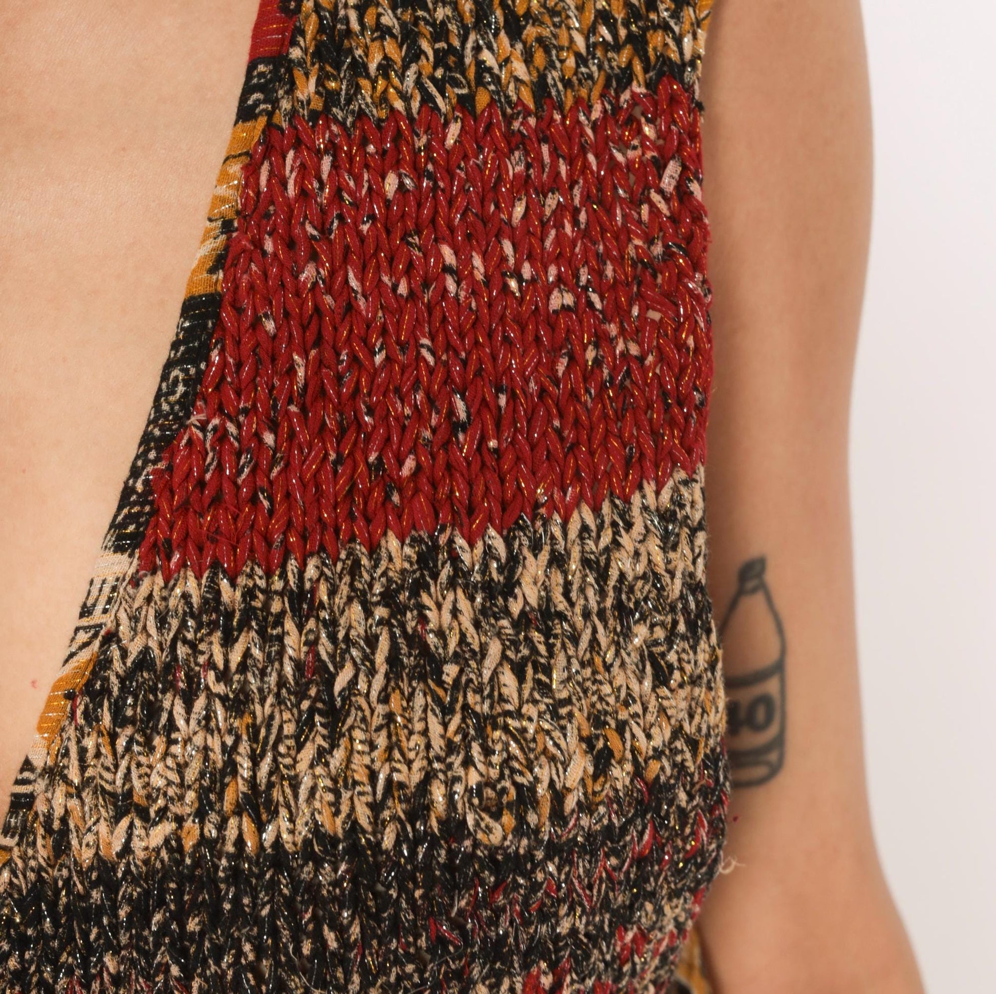 90s Knit Vest Multicolor Striped Toggle Button V-Neck Tan Red Black Medium M