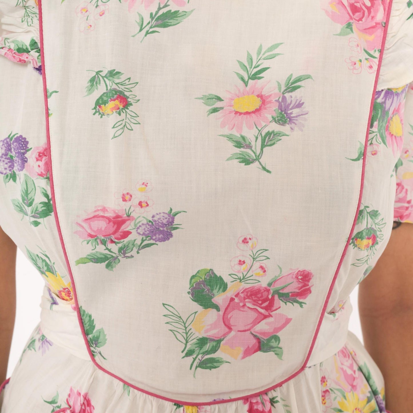 1950s Floral Cotton Dress Puff Sleeve V-Neck Pink White Rose Print Medium