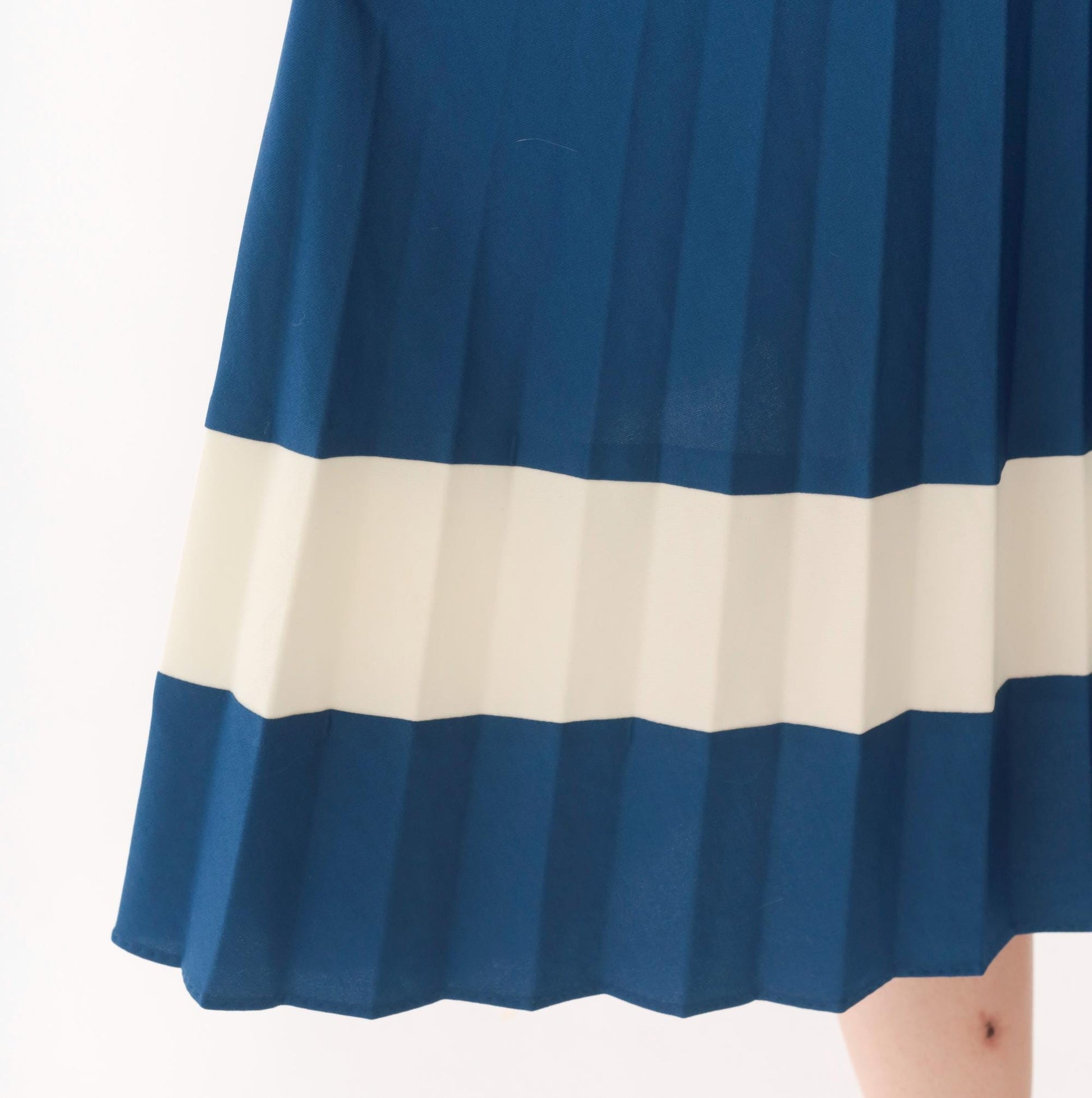 70s Navy Blue Pleated Dress Stand Collar Button Front Balloon Sleeve Large L