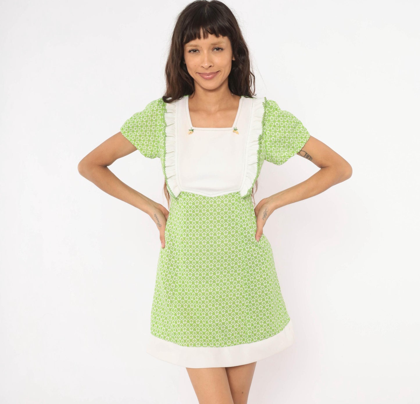 70s Green White Diamond Mini Dress Puff Sleeve Square Neck Ruffled Bib Extra Small