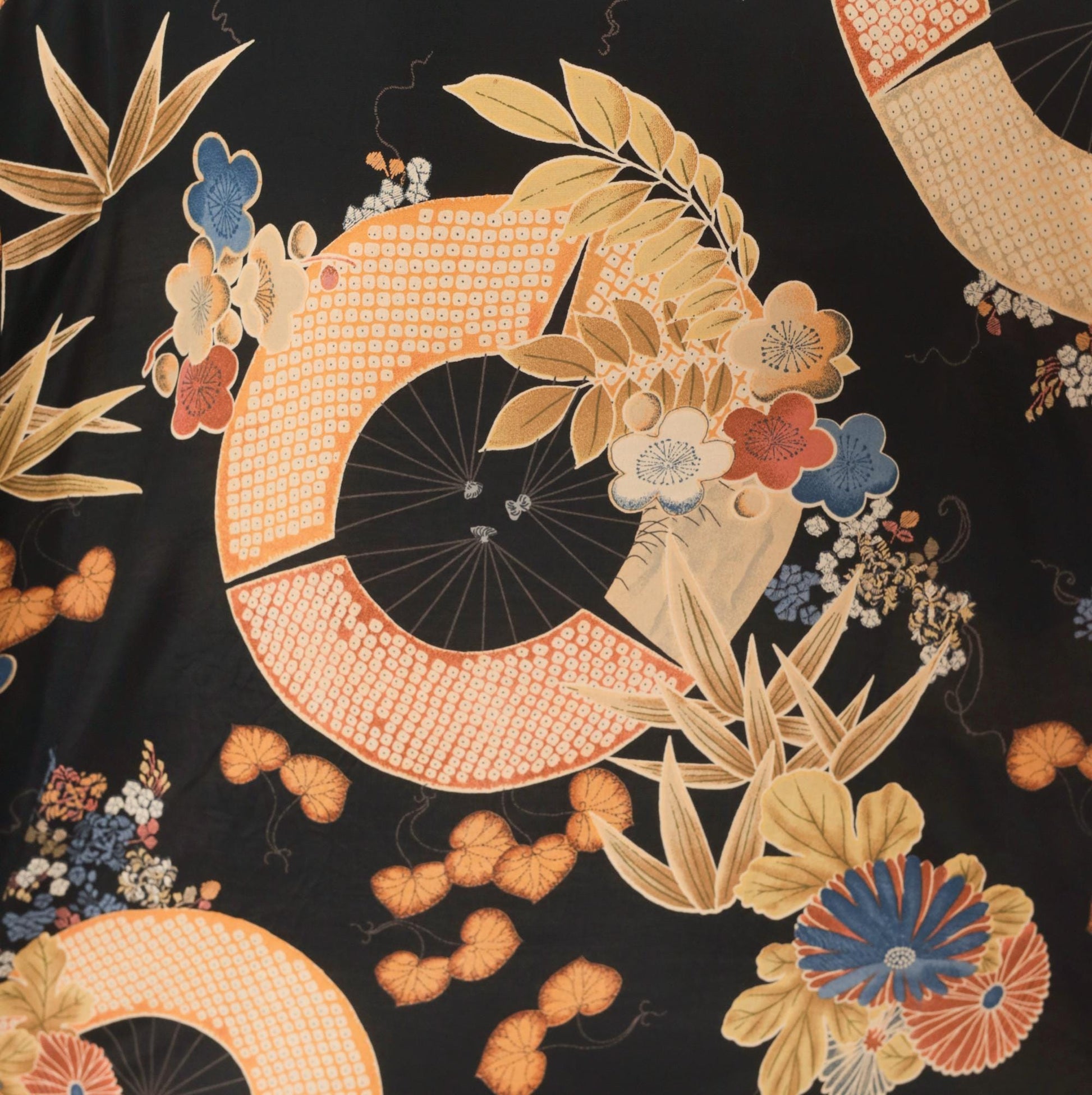 90s Clio Japanese Fan Floral Camp Collar Blouse Black Gold Rayon Large L