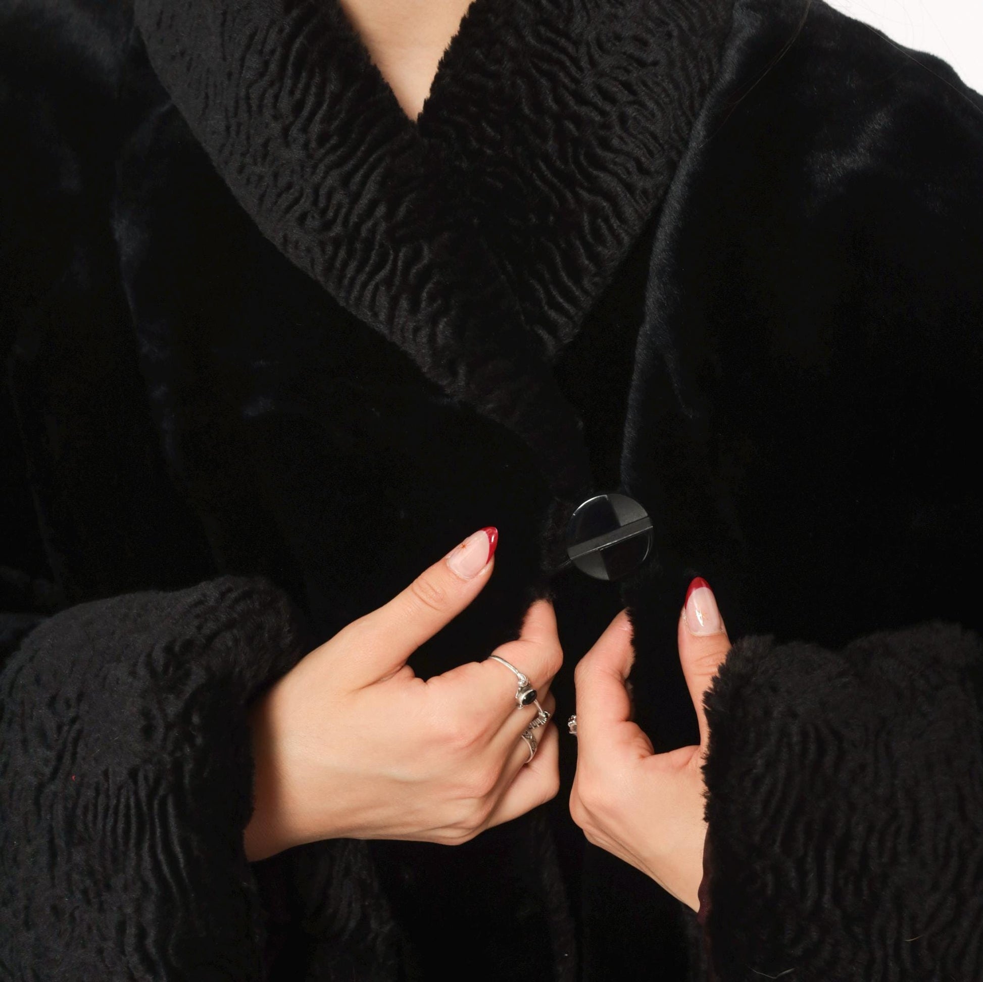 70s Gallery Black Faux Fur Coat Astrakhan Collar Knee-Length Extra Large XL