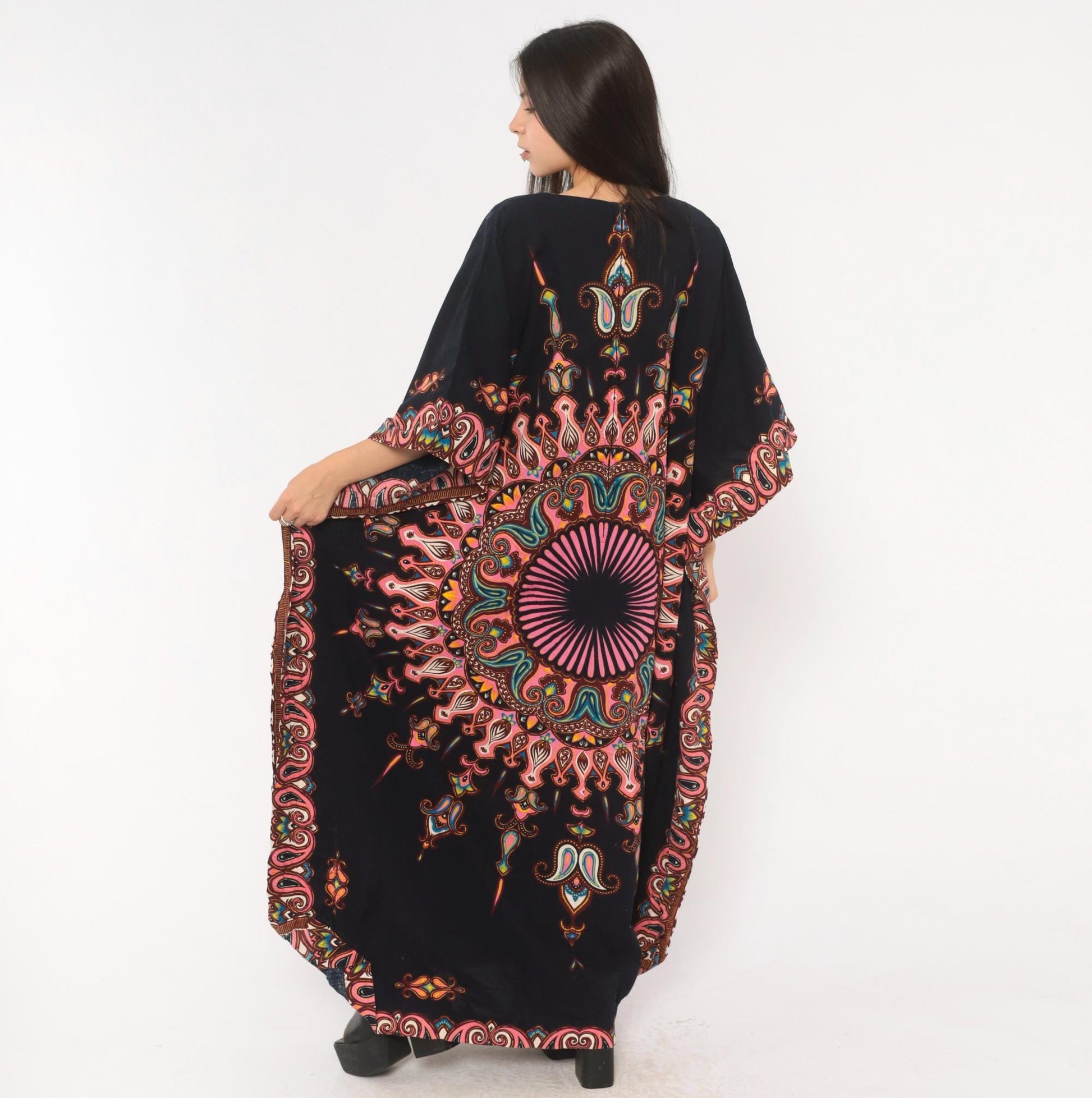 2000s Black Mandala Kaftan Paisley Print Pink V-Neck Bat Wing Maxi Dress One Size