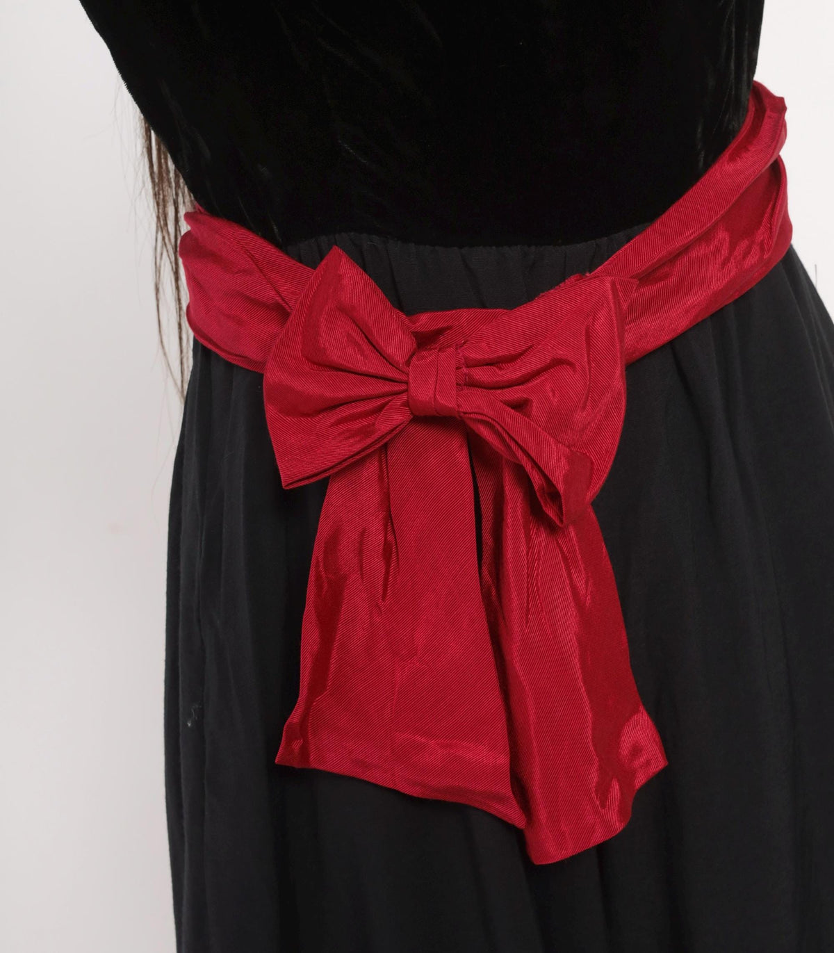90s Petite Lanz Black Velvet Jumpsuit Burgundy Sash Puff Sleeve Small S