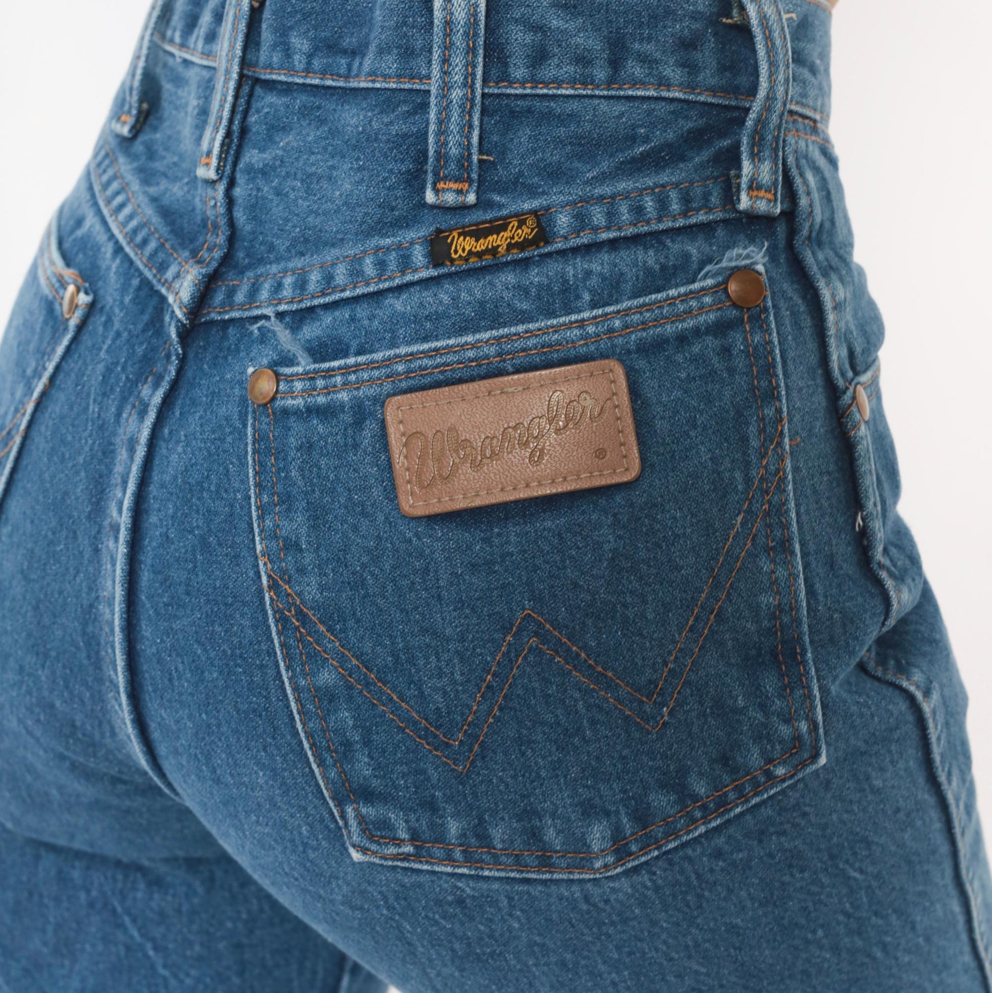 90s Wrangler High Waisted Straight Leg Jeans Medium Wash Blue Denim Extra Small XS