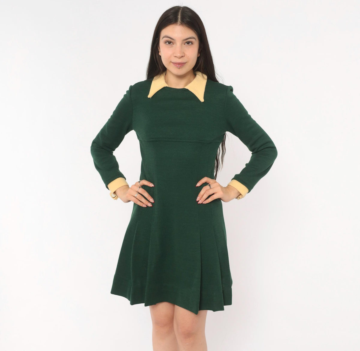 1960s Mod Mini Dress Olive Wool Pointed Collar Cream Long Sleeve Small