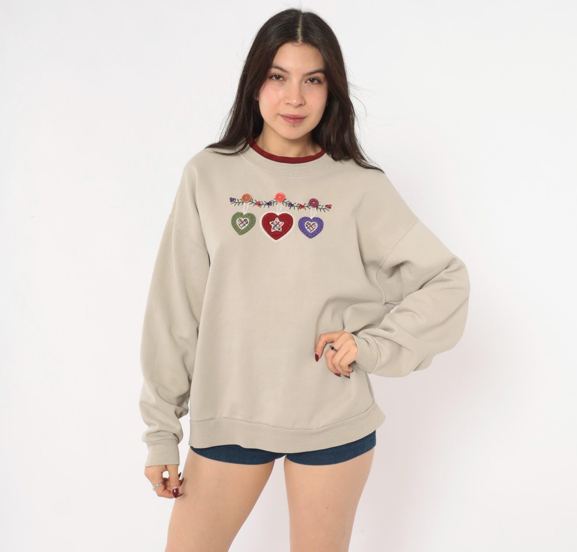 90s Taupe Crewneck Sweatshirt Heart Applique Folk Art Embroidered Medium M