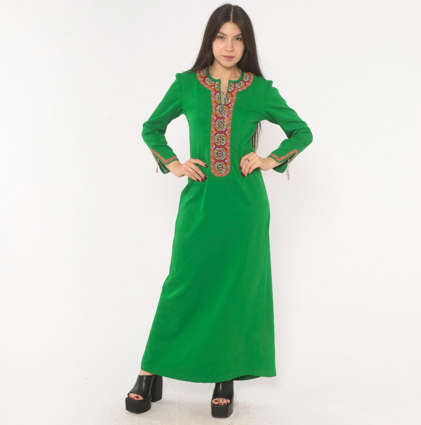 70s Emerald Green Maxi Dress Embroidered Neckline Long Sleeve Kaftan Extra Small XS