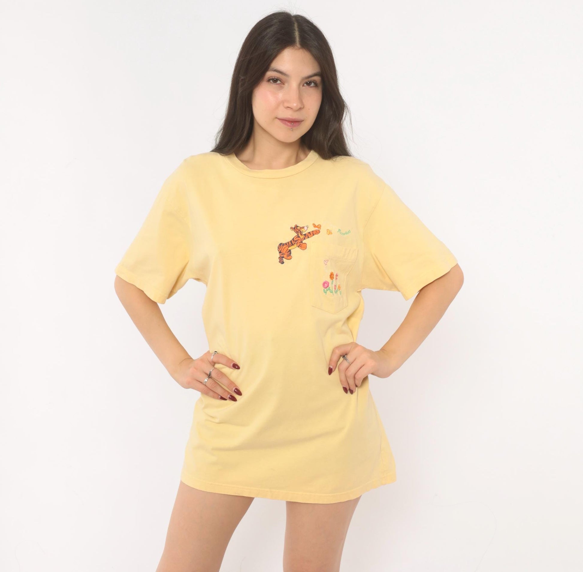 90s Tigger Embroidered Tee Disney Store Yellow Cotton Pocket Medium M