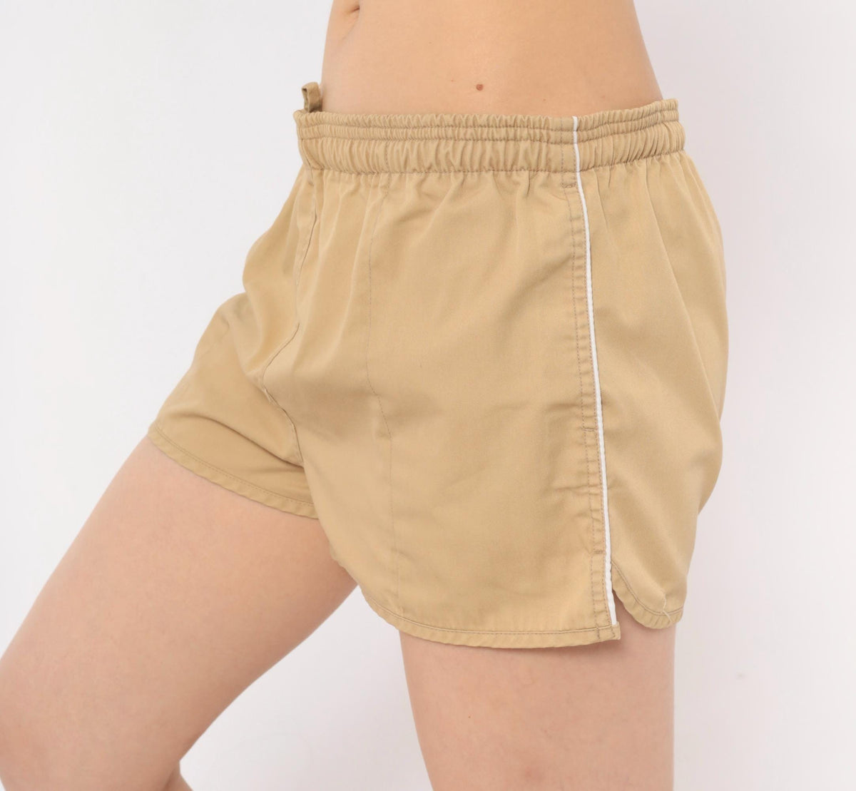 80s Cest. Joli Tan Running Shorts White Piping Dolphin Hem Medium