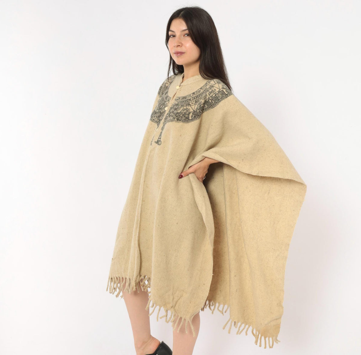 90s Aztec Calendar Wool Blend Poncho Cream Mandarin Collar Fringe Hem
