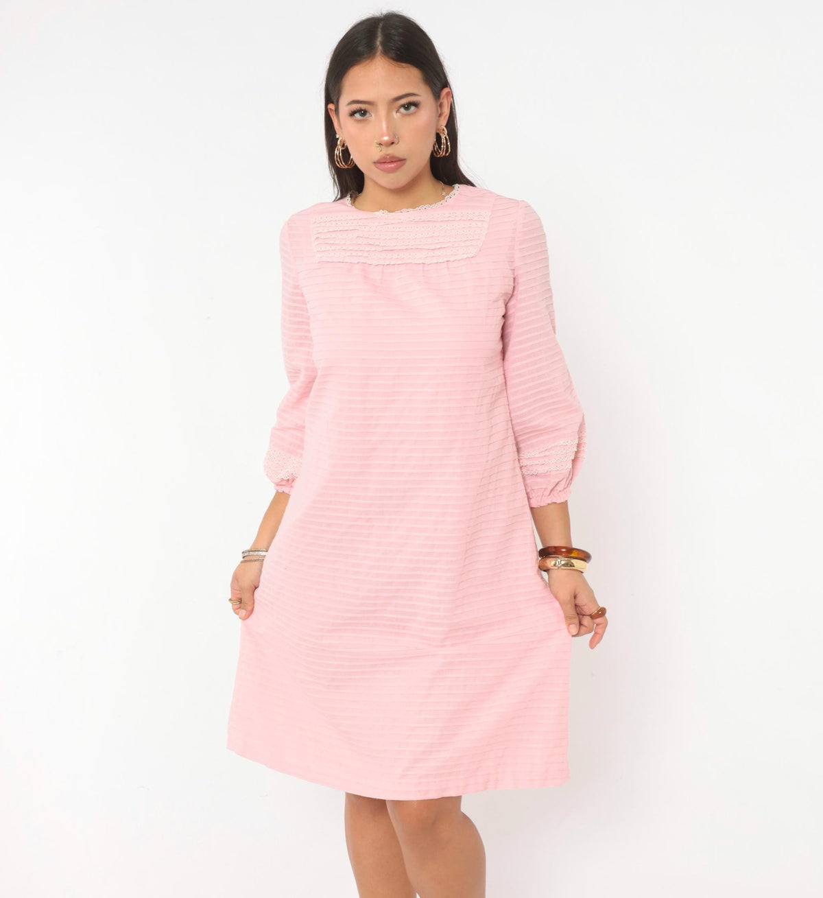 60s Pink Shift Dress White Crochet Lace Trim Puff Sleeve Knee Length Medium