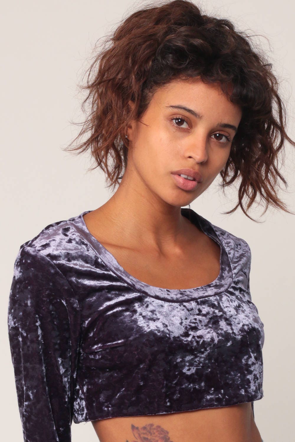 90s Purple Crushed Velvet Crop Top Long Sleeve Blouse Extra Small
