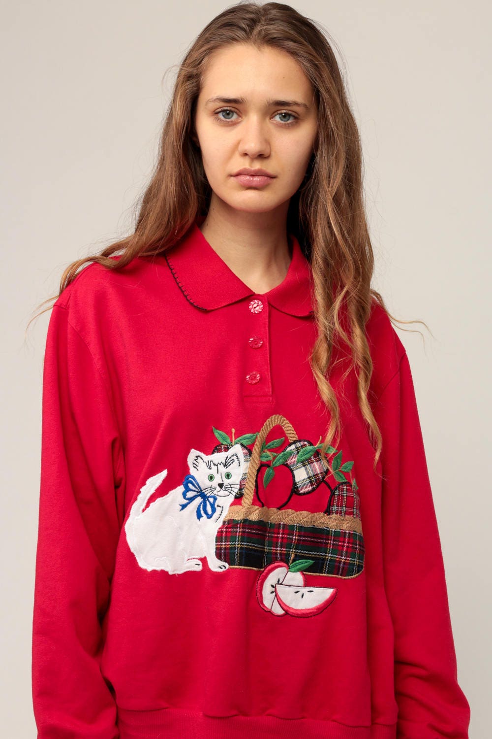 80s Cat Kitten Apple Basket Graphic Sweatshirt Red Collared Medium