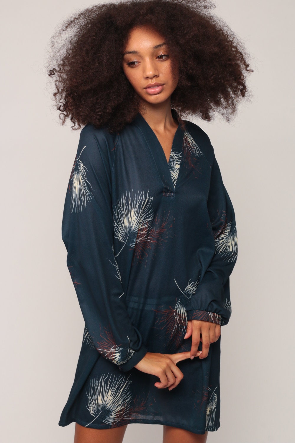 70s Feather Print Mini Shift Dress Navy Long Sleeve Collared Large