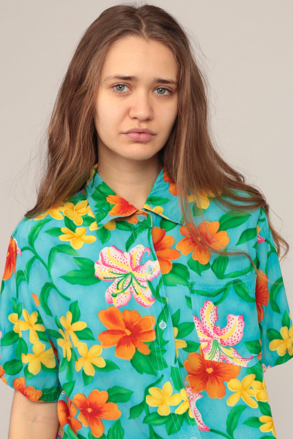 80s Hawaiian Floral Shirt Turquoise Button-Up Blouse Shoulder Pads Medium