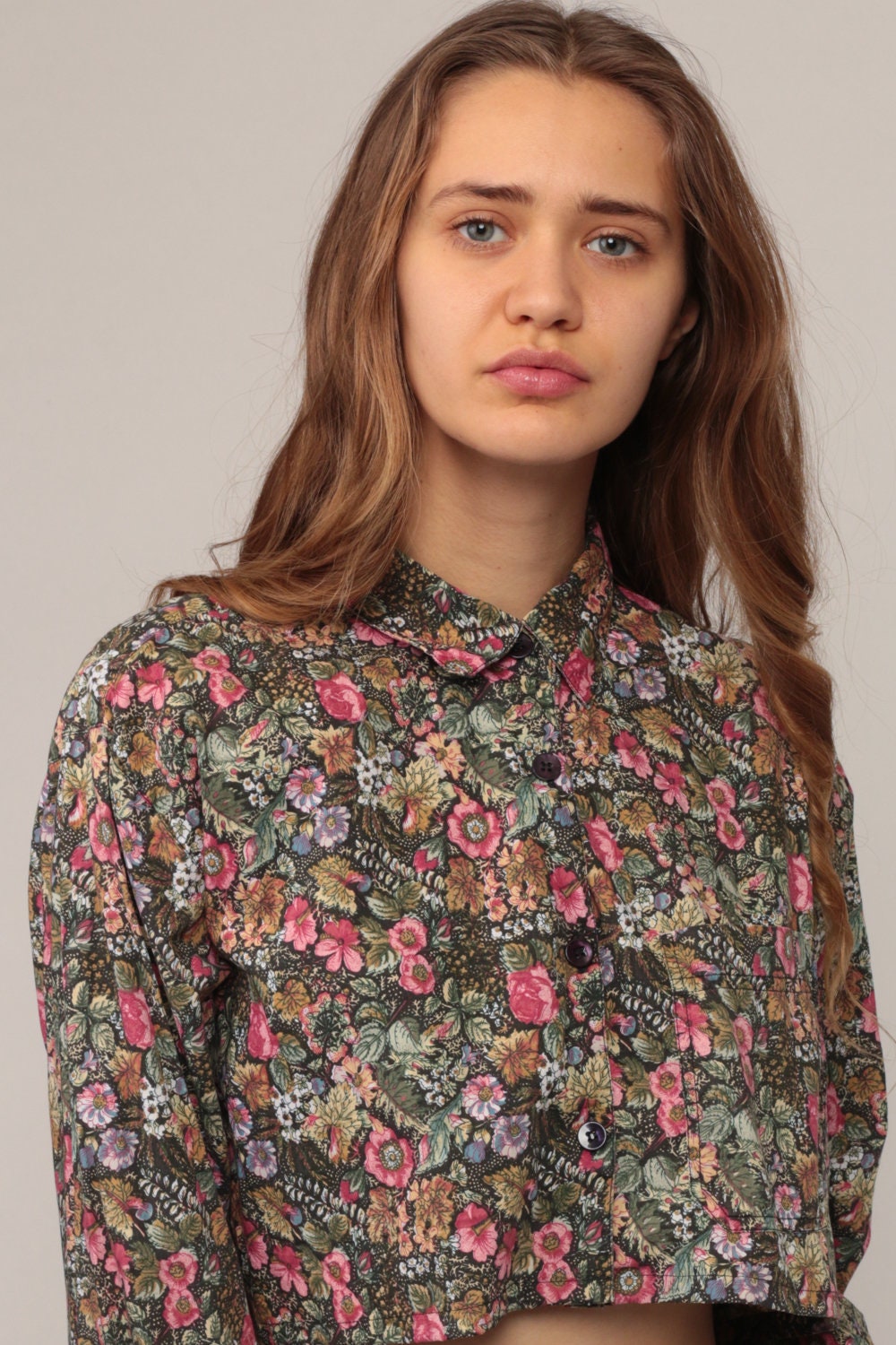 90s Floral Button-Up Crop Top Long Sleeve Blouse Black Pink Medium
