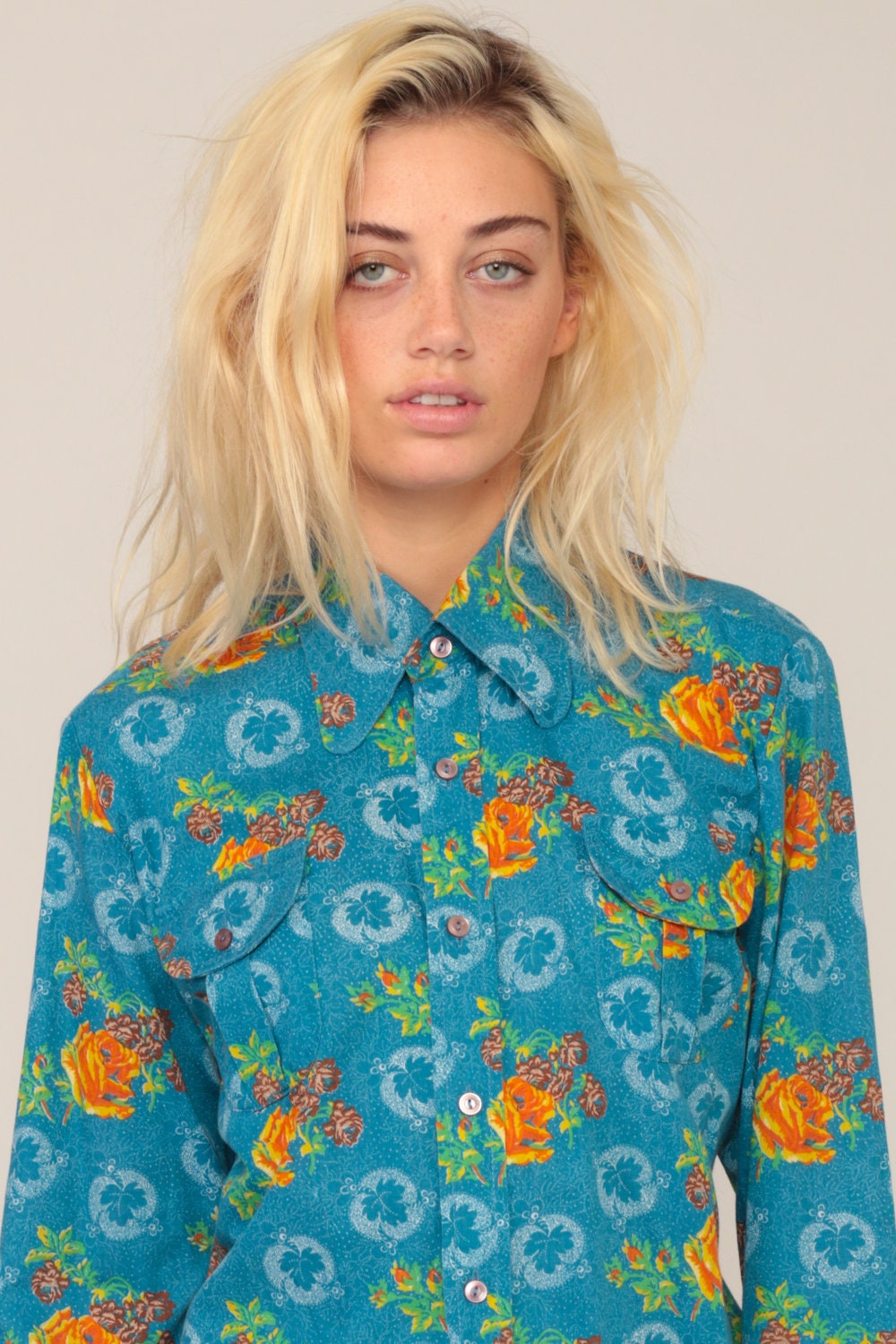 70s Blue Floral Button-Up Blouse Long Sleeve Pointed Collar Medium