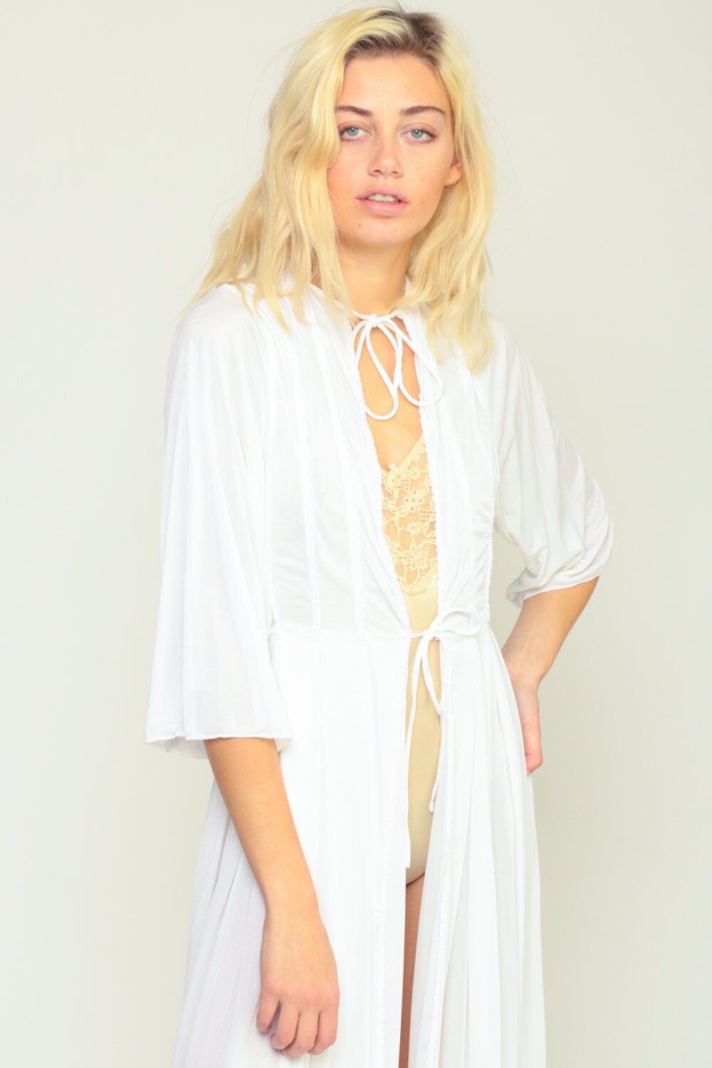 70s White Pleated Lingerie Robe Semi-Sheer Midi Kimono Small