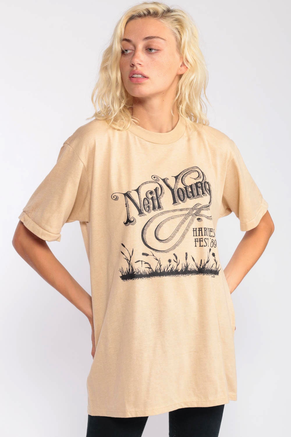 Neil Young Harvest Fest 1989 Tour Band T-Shirt Tan Graphic Tee Extra Large